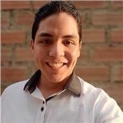 Profesor de inglés con formación en el instituto Peruano Británico, con estrategias innovadoras para el aprendizaje, donde se garantiza el aprendizaje del idioma de manera sencilla y divertida